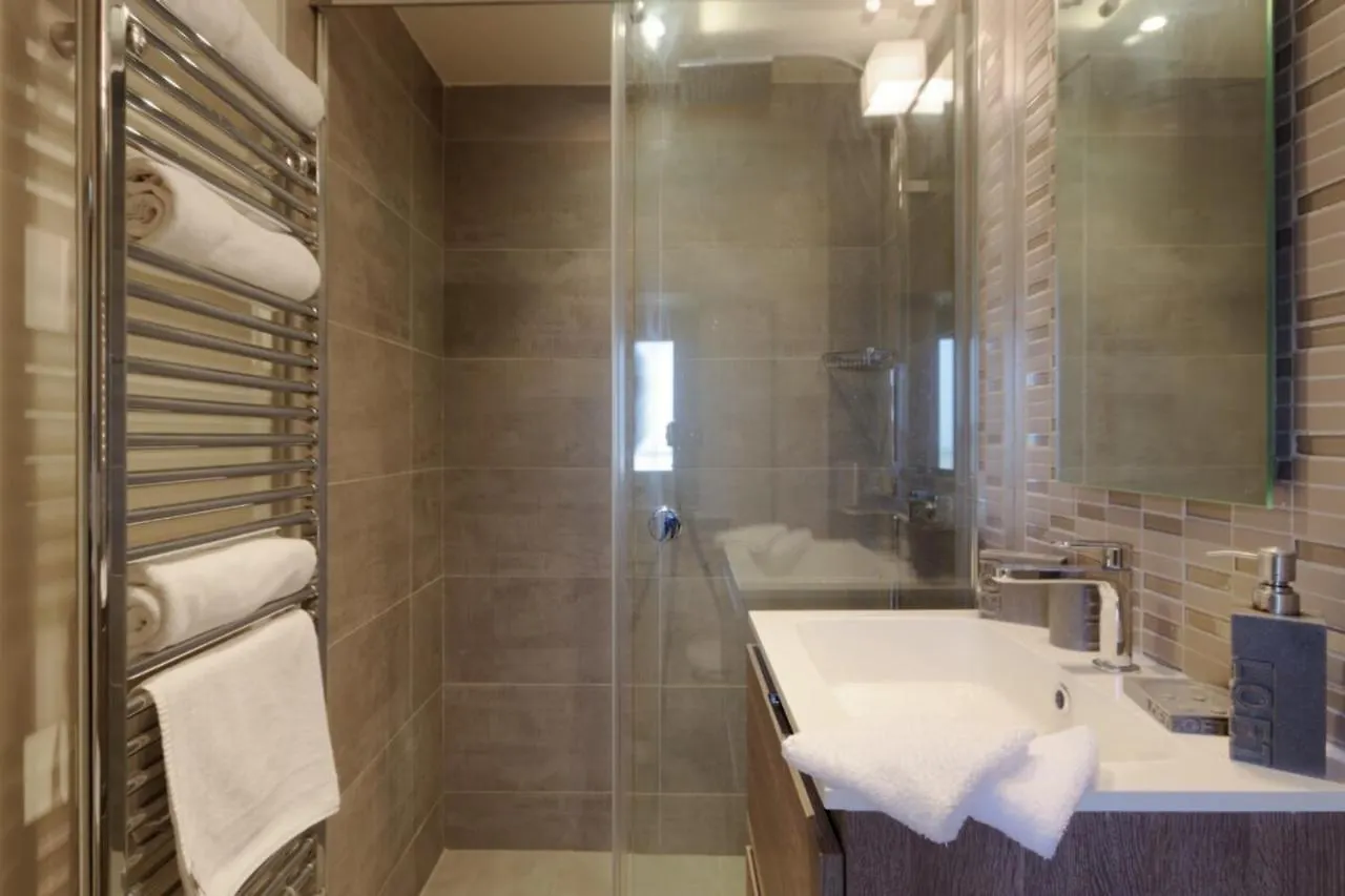 Private Charming Apartment All The Comfort In A Furnished Tourist Residence Meyreuil 0*,