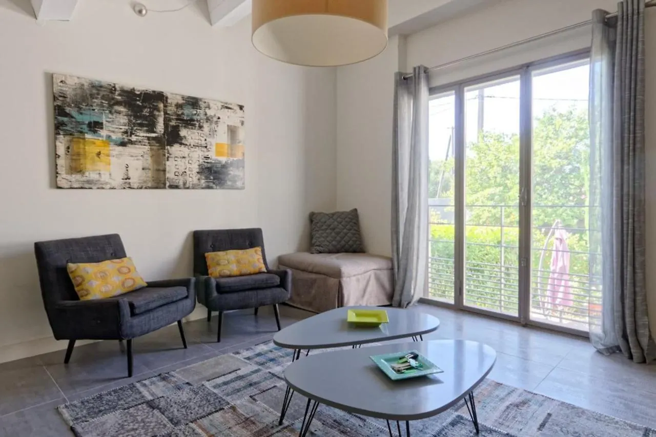 Private Charming Apartment All The Comfort In A Furnished Tourist Residence Meyreuil Francia