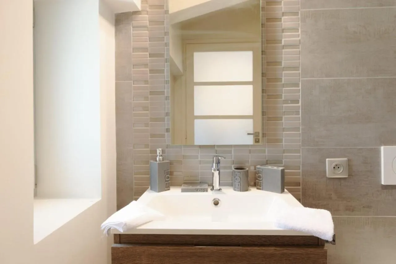 Private Charming Apartment All The Comfort In A Furnished Tourist Residence Meyreuil