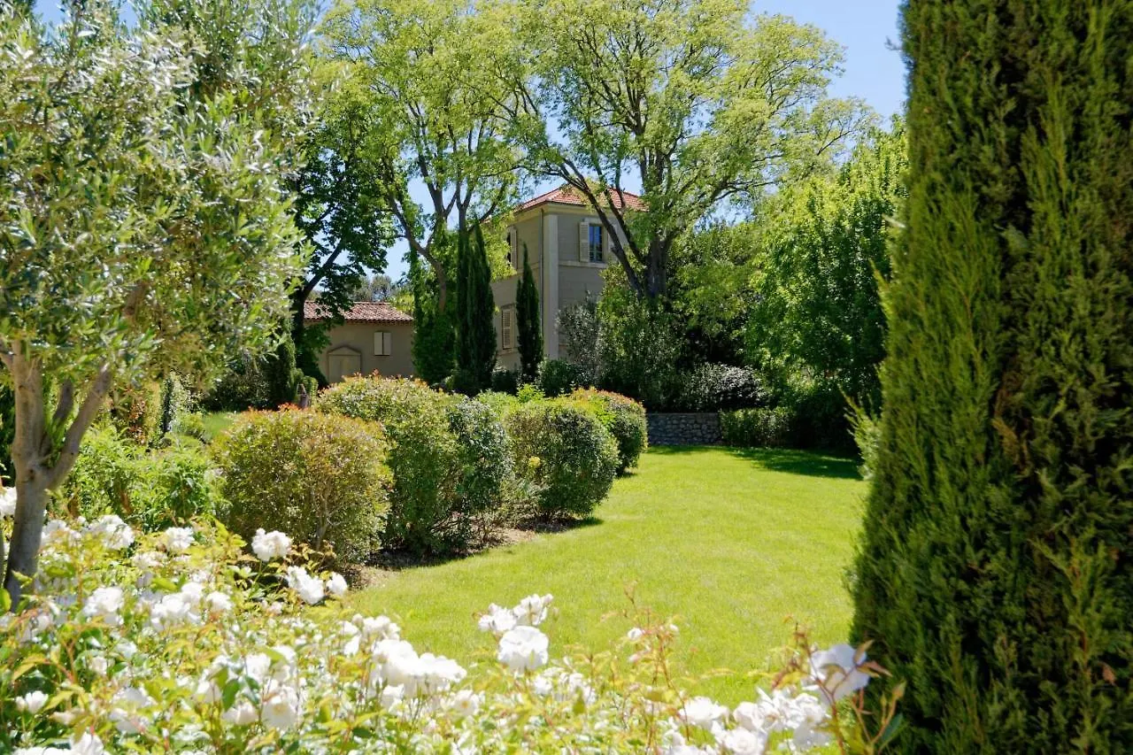 Private Charming Apartment All The Comfort In A Furnished Tourist Residence Meyreuil