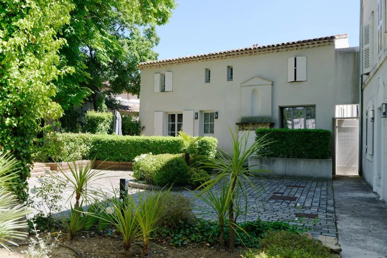 Private Charming Apartment All The Comfort In A Furnished Tourist Residence Meyreuil 0*,  Francia